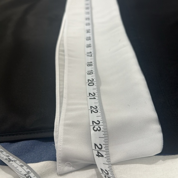 Classic INC Black &White Tank Top in good condition - Picture 10 of 16